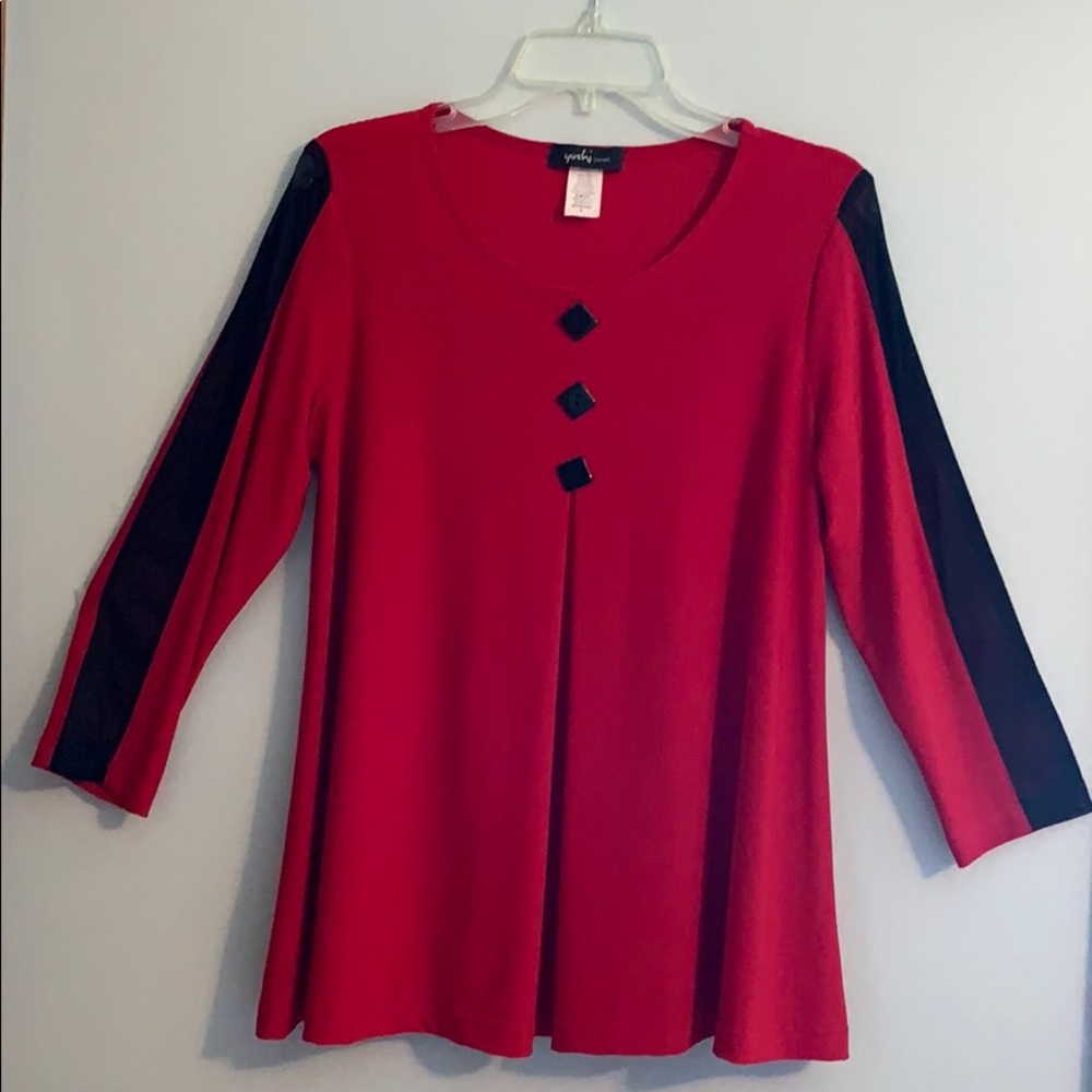 Yushi red shirt